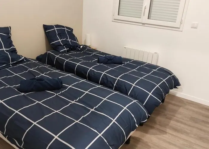 Appartement Loft 8 Grand 8 Ideal Groupes Pros Et Familles Saint-Étienne-du-Rouvray